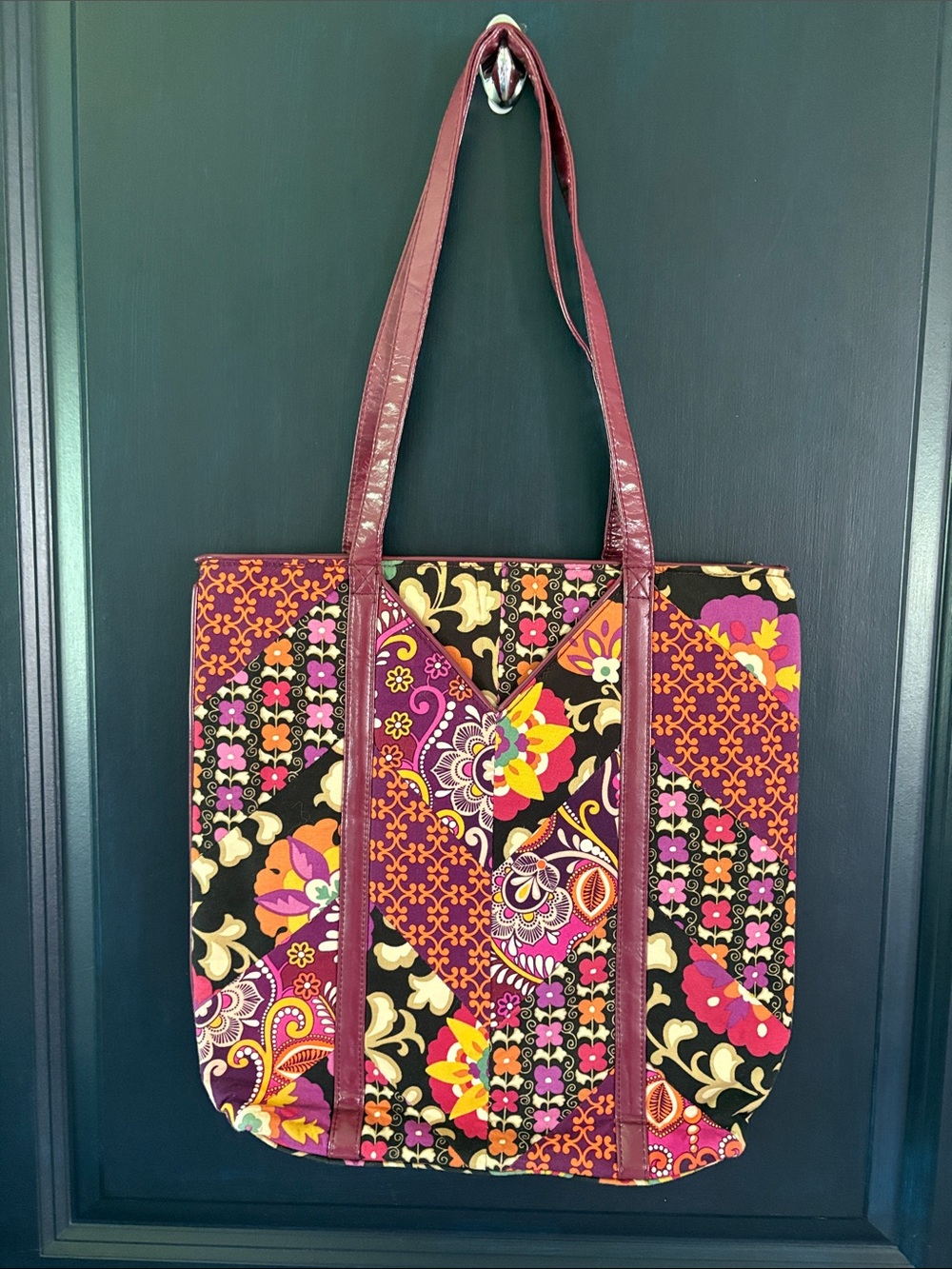 Vera Bradley Suzani Tall Tote  NWOT  Suzani & Safari Sunset Medley